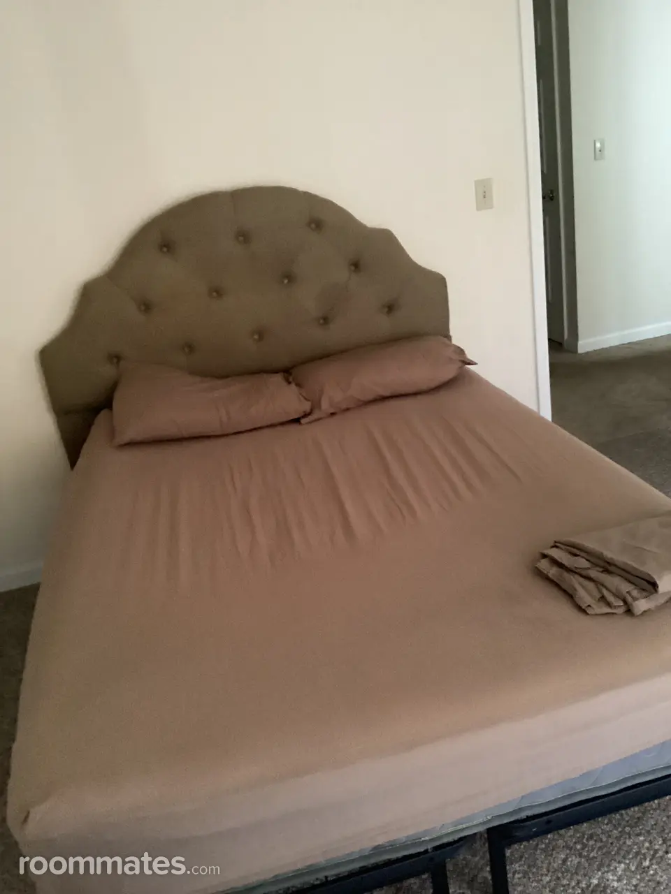 Profile photo 1 of 10