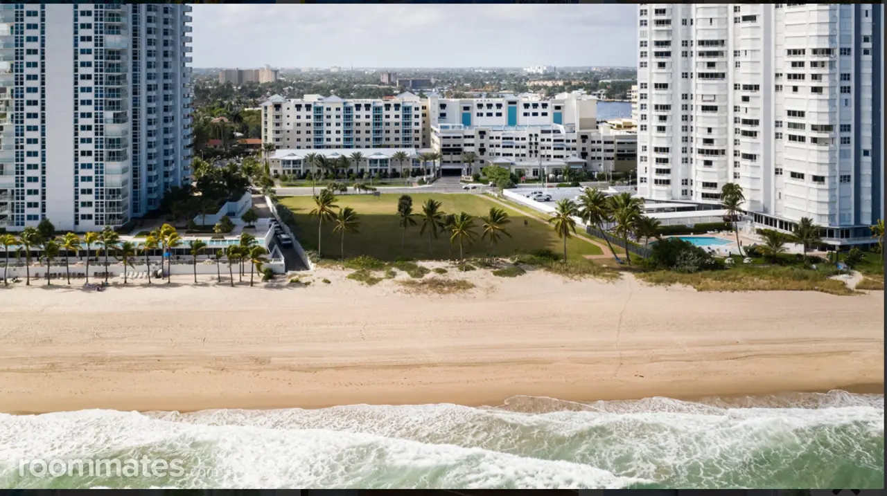 Profile photo 10 of 15