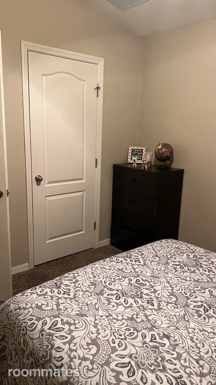 Profile photo 5 of 14