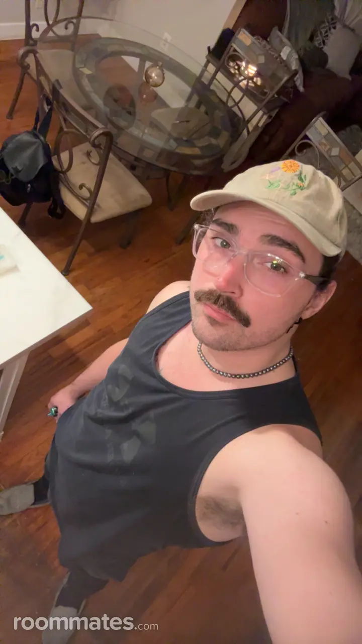 Profile photo 16 of 21