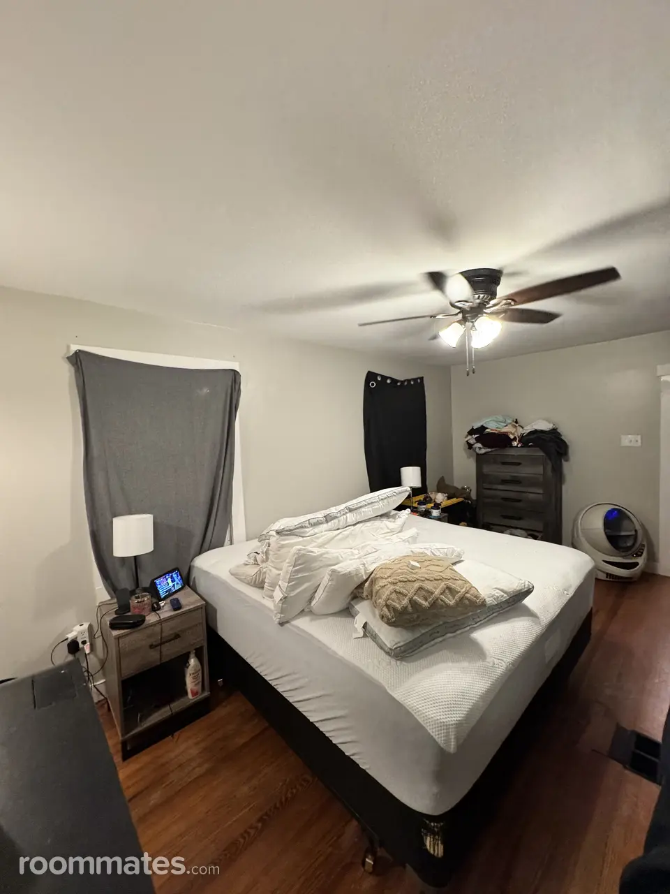 Profile photo 3 of 21