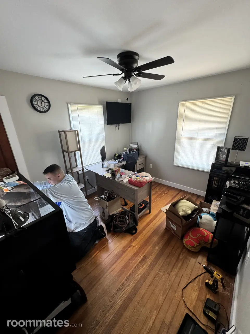 Profile photo 1 of 21