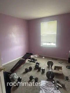 Room for rent in Holly, MI $1000, house