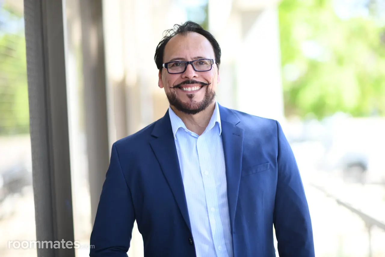 Profile photo 1 of 1