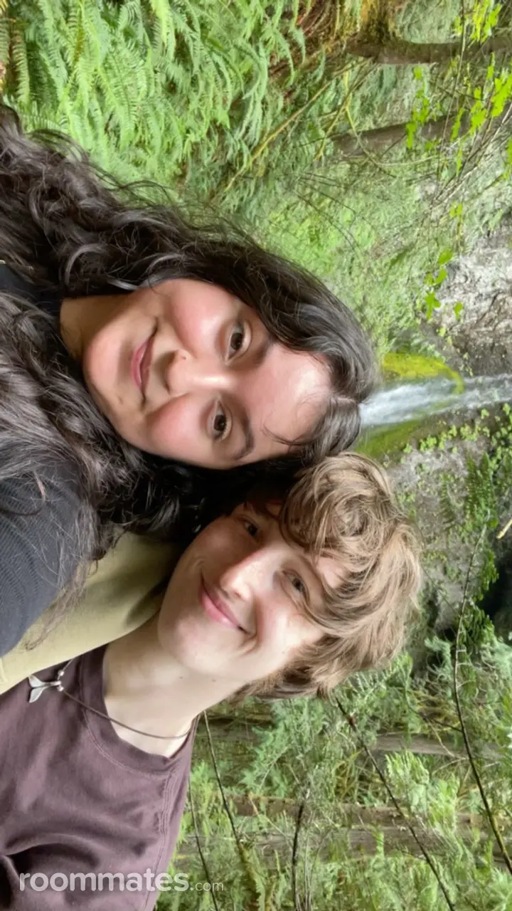 Profile photo 5 of 8