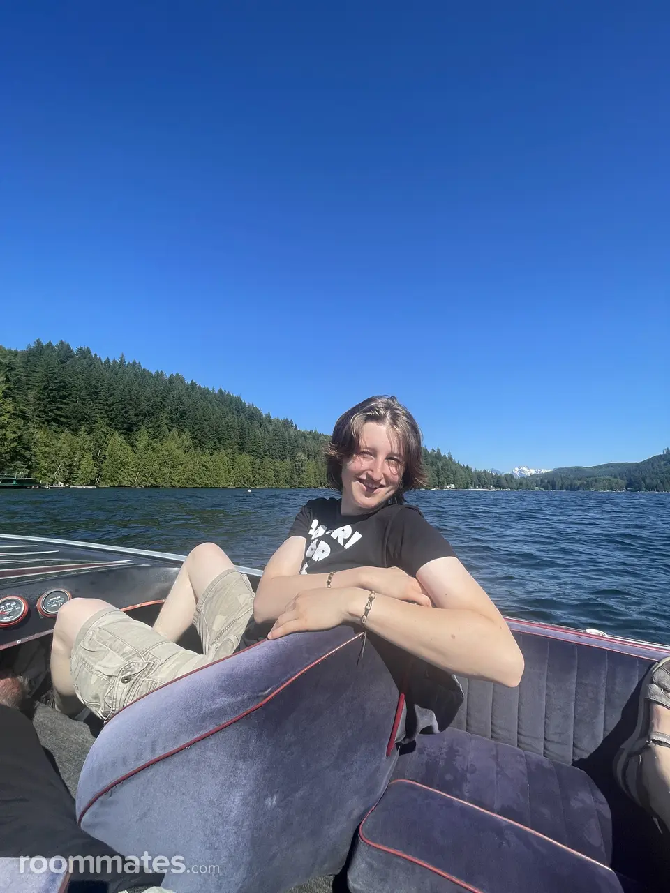 Profile photo 8 of 8