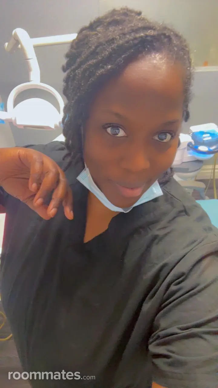 Profile photo 4 of 4