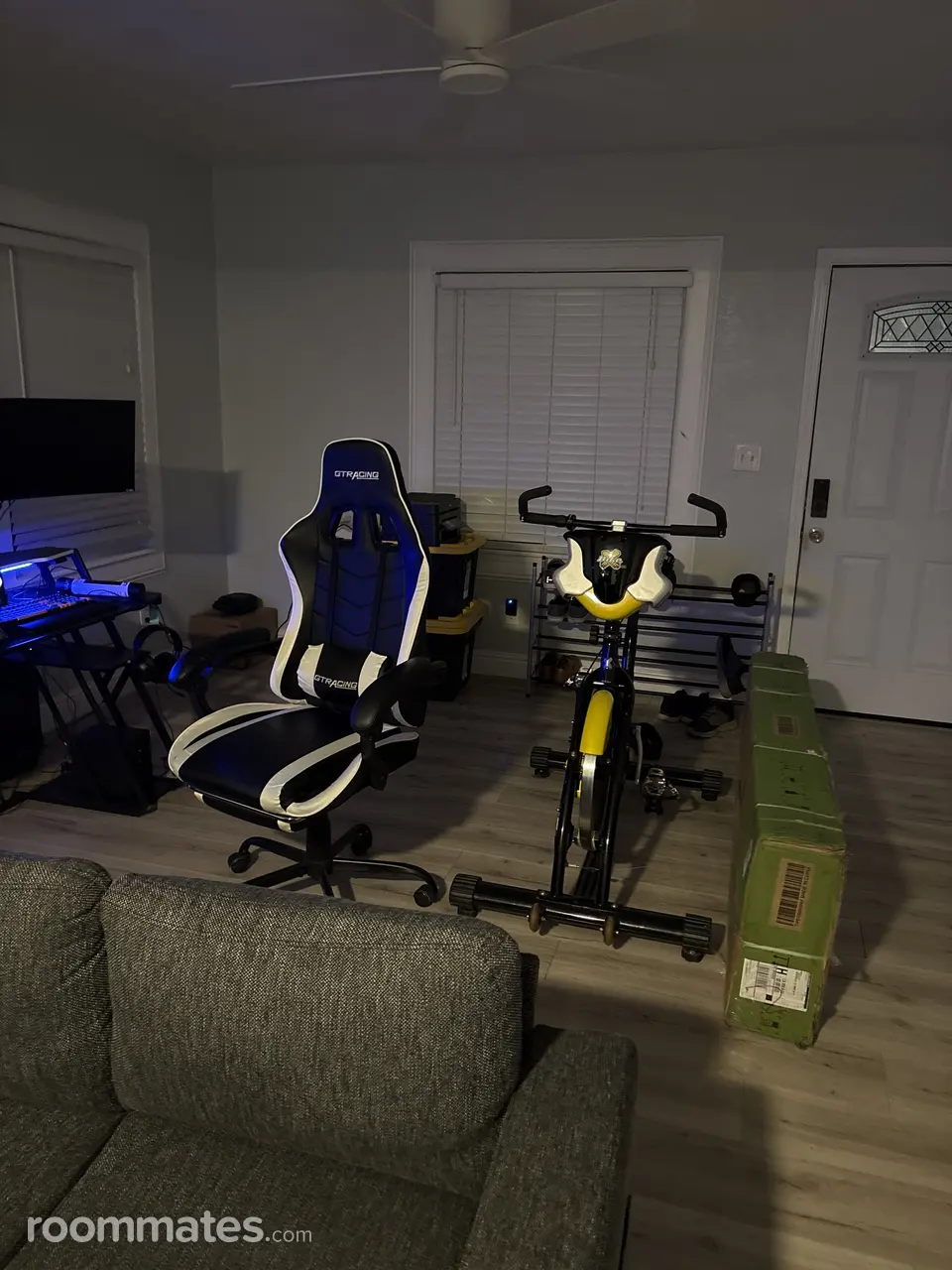 Profile photo 3 of 4