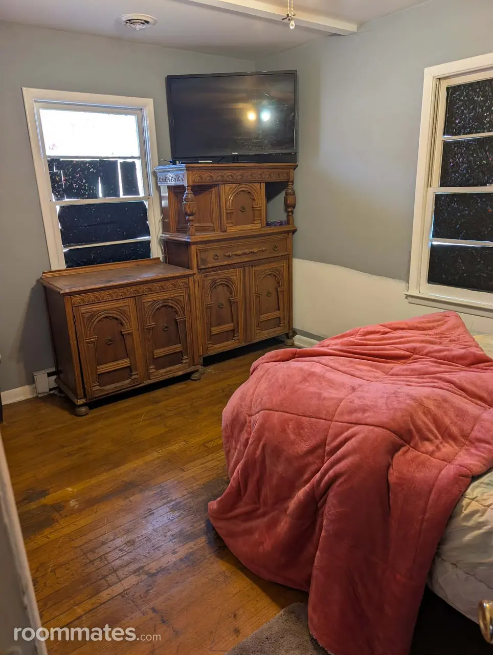 Profile photo 3 of 12