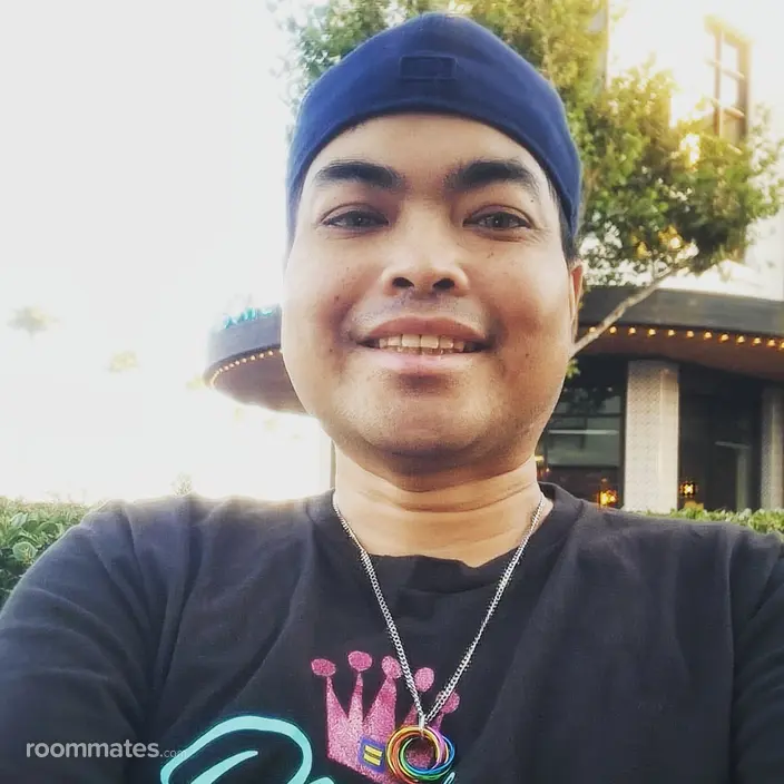 Roommate looking Upland, CA, $800