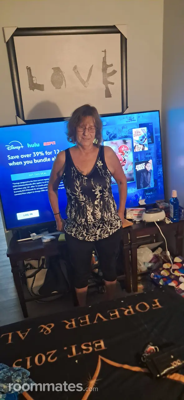 Profile photo 11 of 11