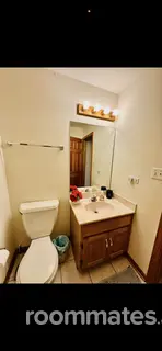 Room for rent in Naperville, IL $1200, house