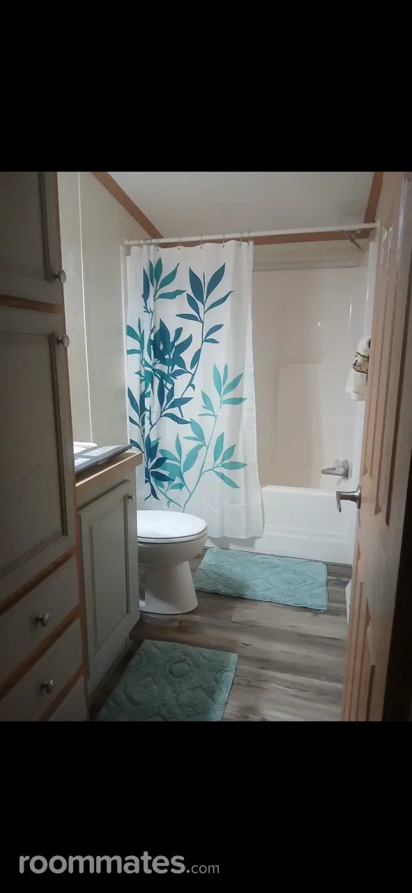 Profile photo 4 of 6