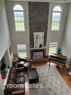 Room for rent in Easton, PA $950, house