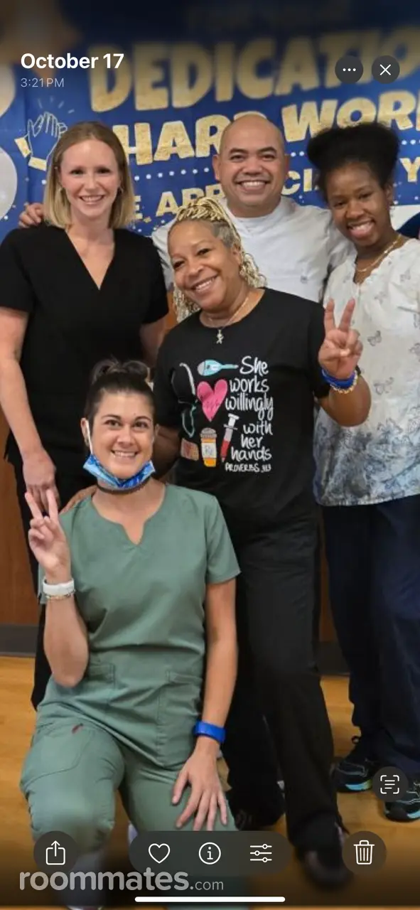 Profile photo 5 of 8