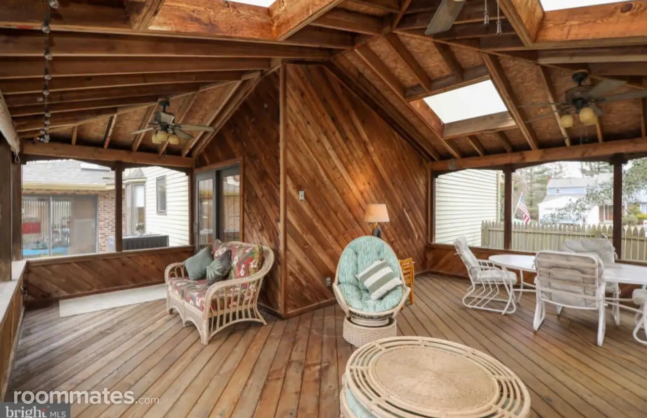 Profile photo 9 of 12