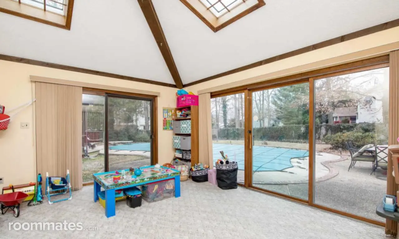 Profile photo 5 of 12