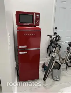 Room for rent in Pembroke Pines, FL $1000, house