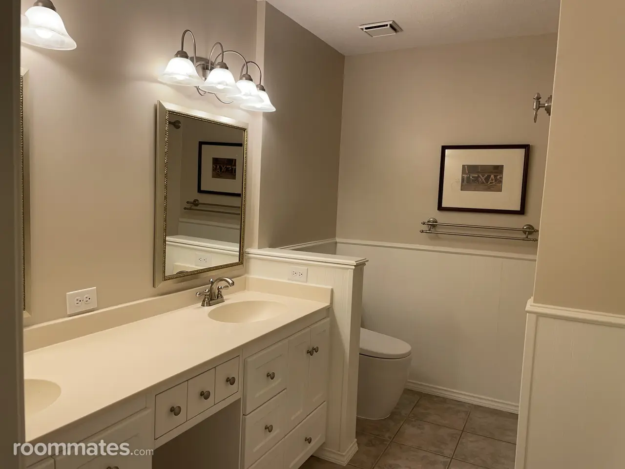 Profile photo 8 of 11