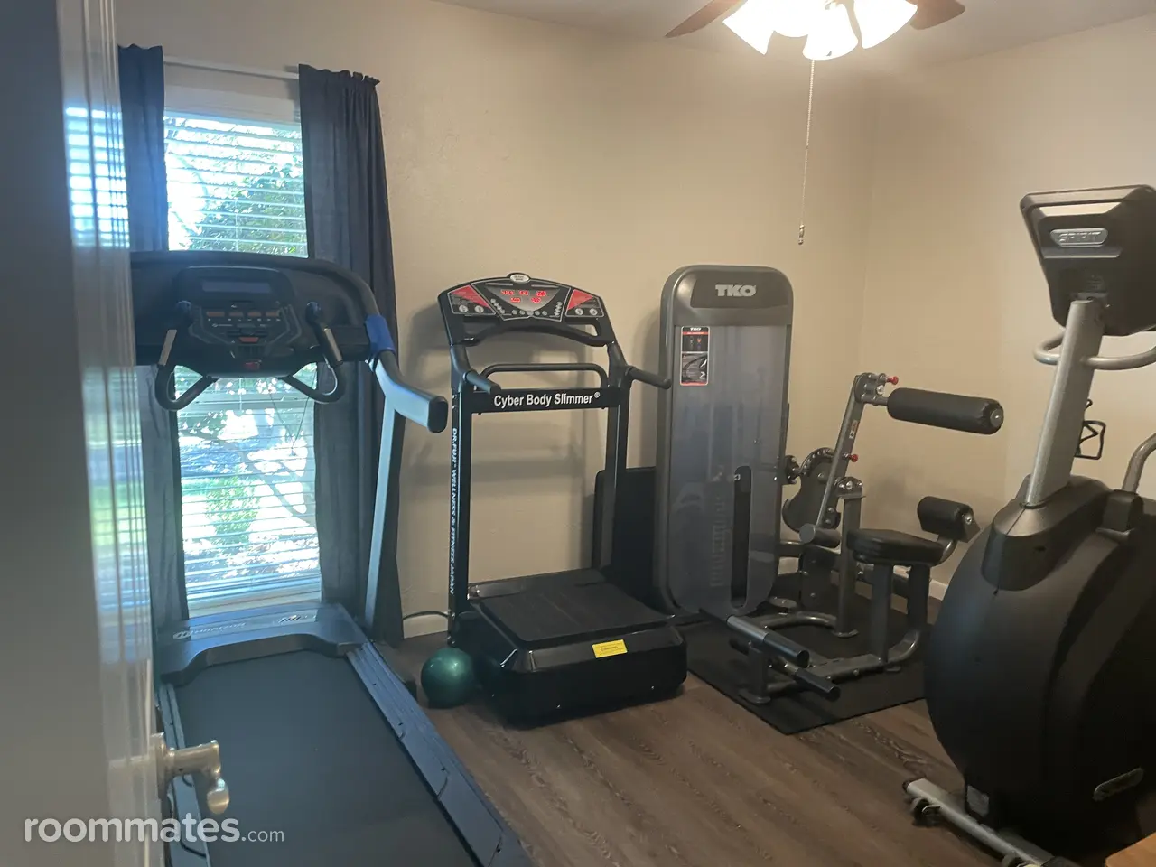 Profile photo 10 of 11