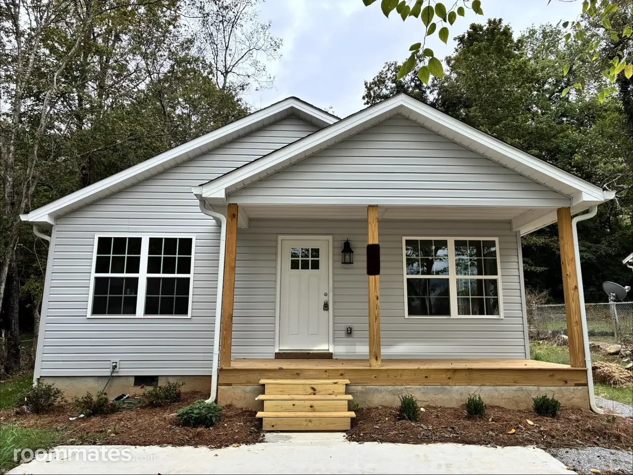 Profile photo 1 of 8