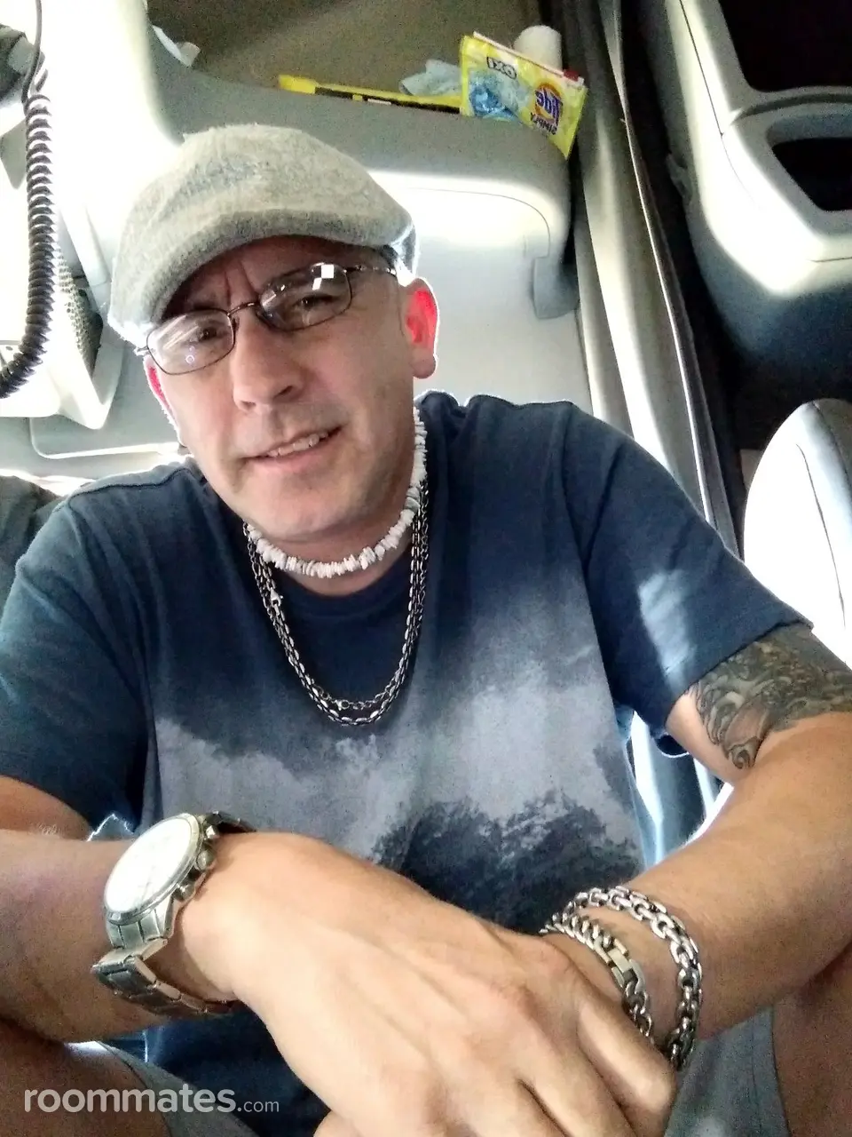 Profile photo 6 of 6