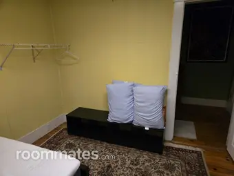 Room for rent in Concord, NH $950, house