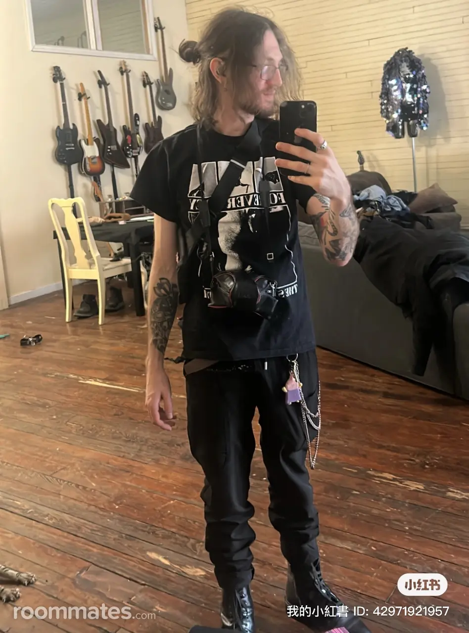 Profile photo 2 of 2