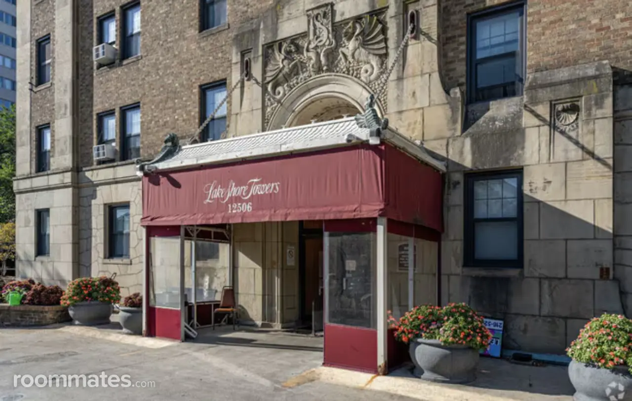 Profile photo 1 of 2