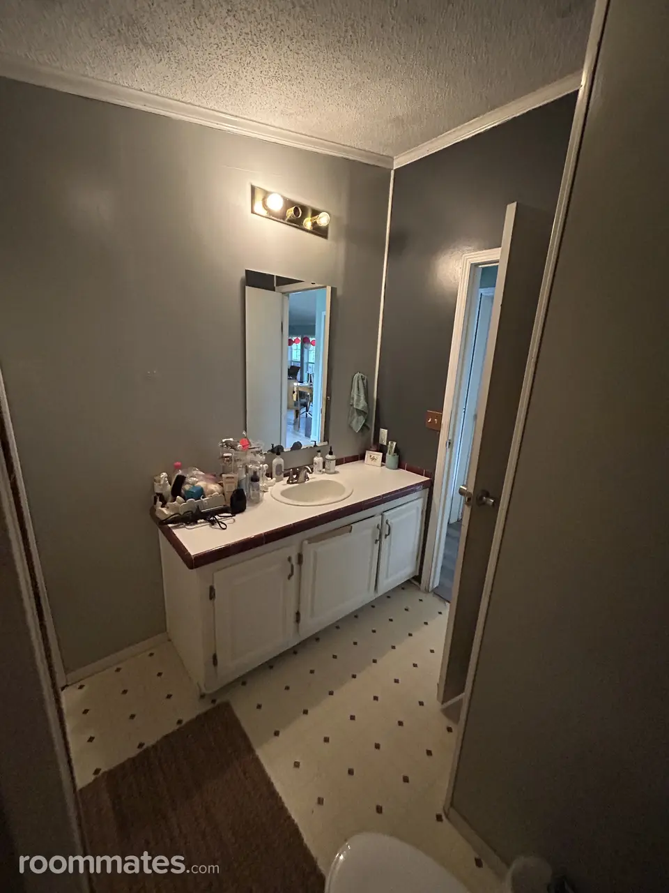 Profile photo 9 of 11