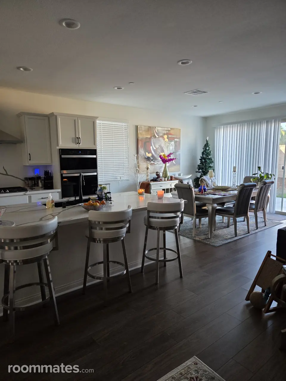 Profile photo 2 of 8