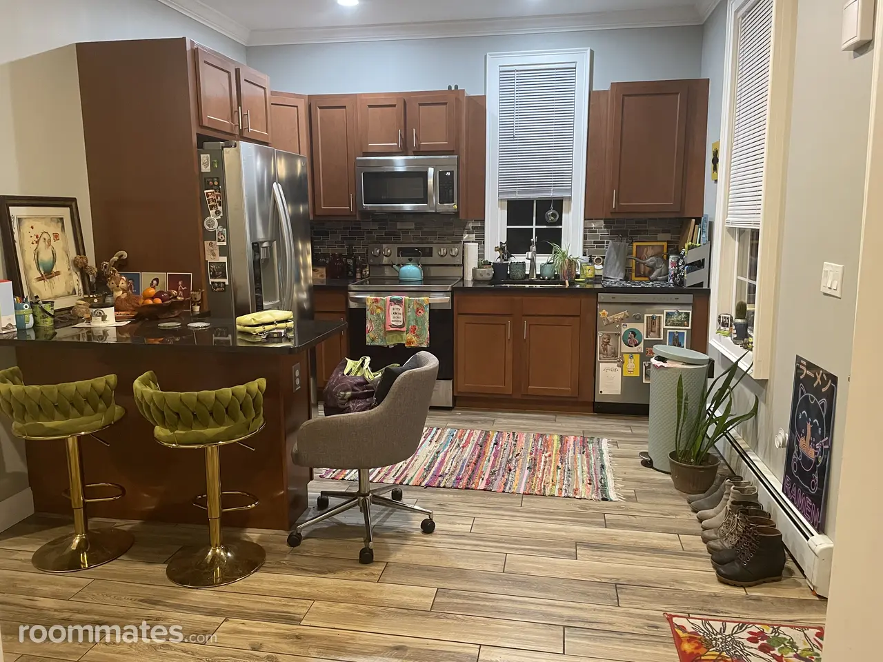 Profile photo 3 of 11