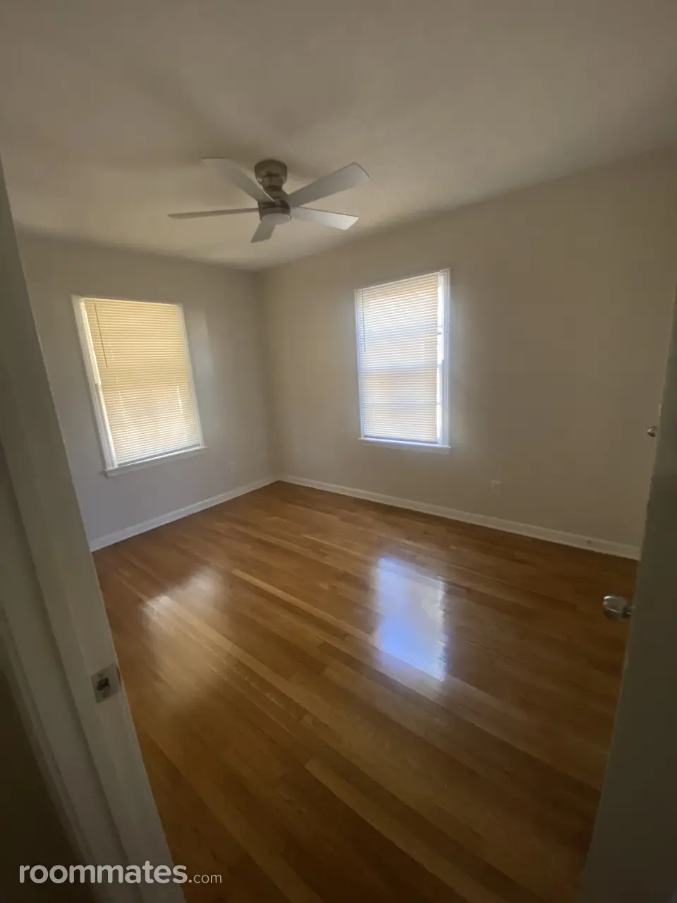 Profile photo 4 of 10