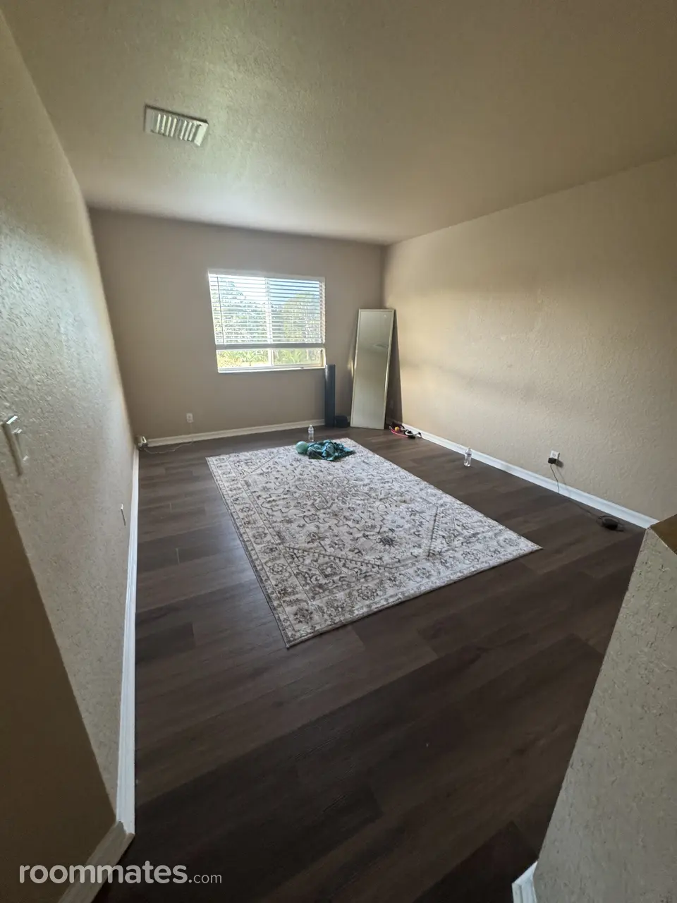 Profile photo 3 of 16