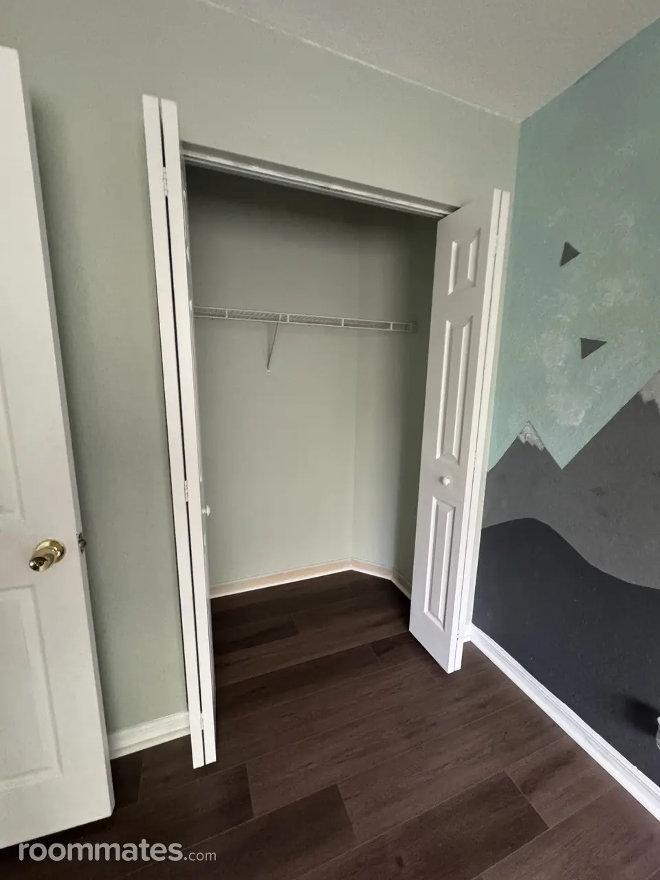 Profile photo 6 of 16