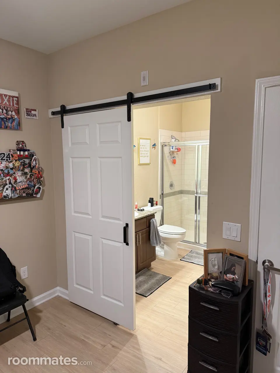 Profile photo 5 of 8