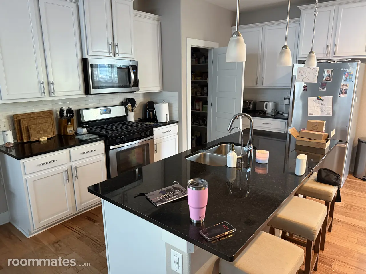 Profile photo 8 of 12