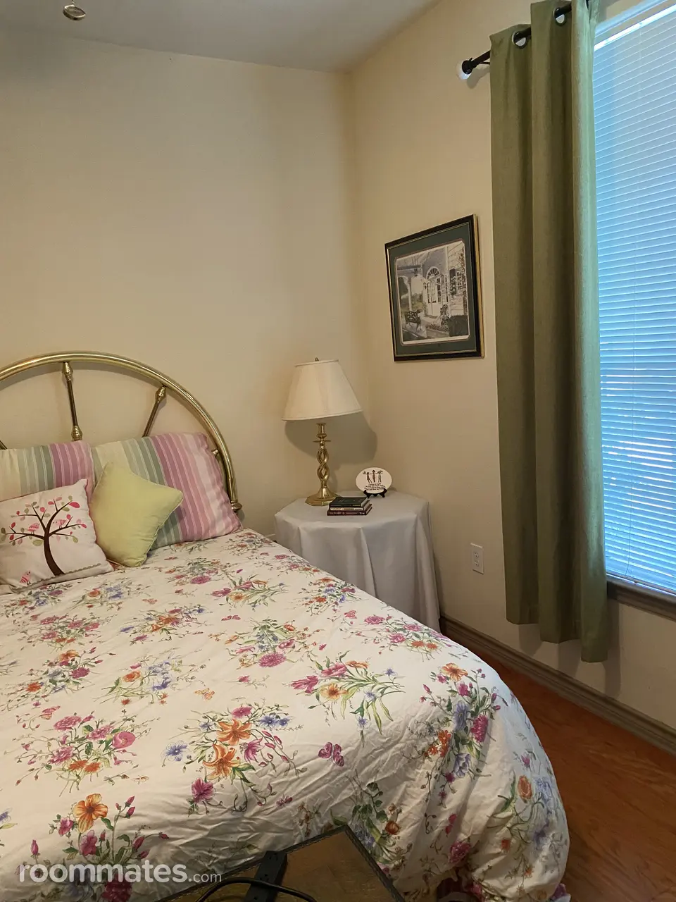 Profile photo 3 of 11