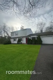 Room for rent in Wall Township, NJ $1000, house