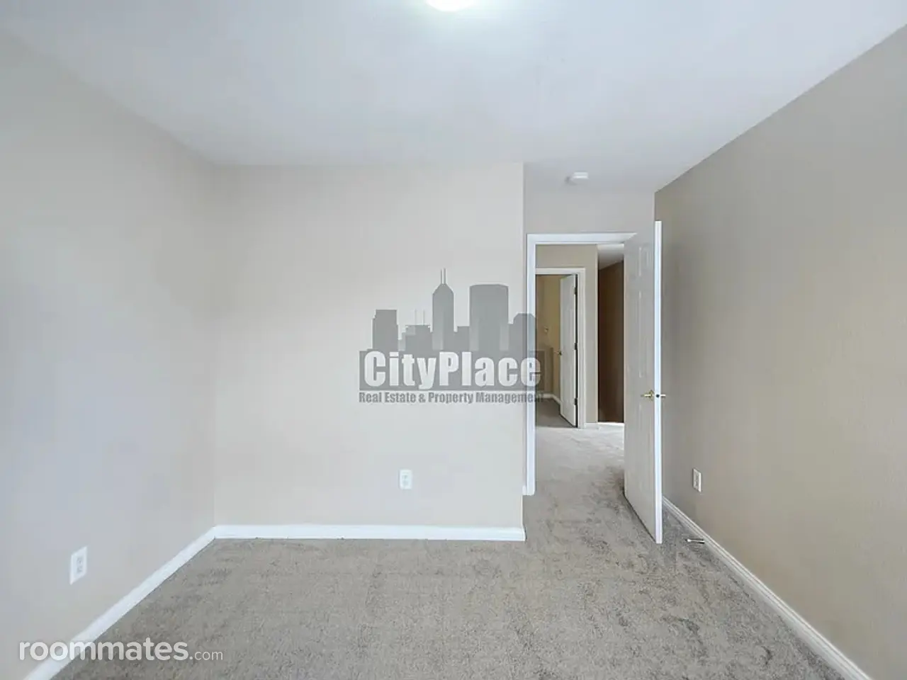 Profile photo 4 of 11