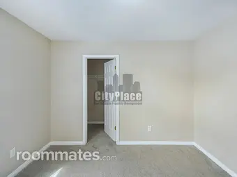 Room for rent in Indianapolis, IN $590, house