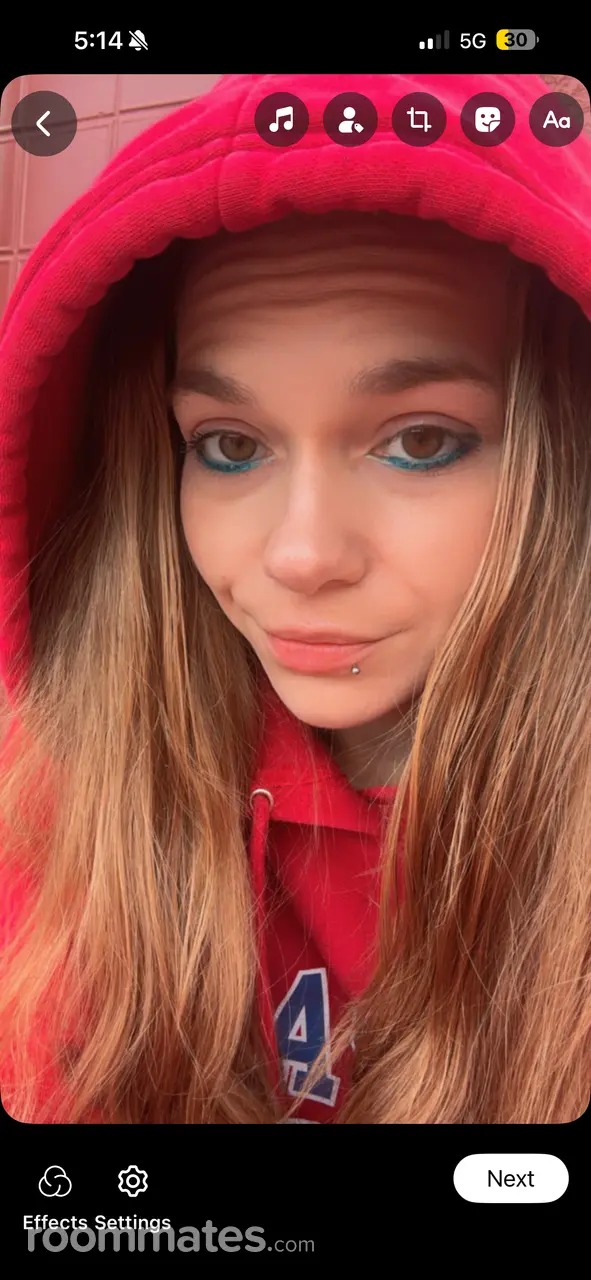 Profile photo 1 of 4