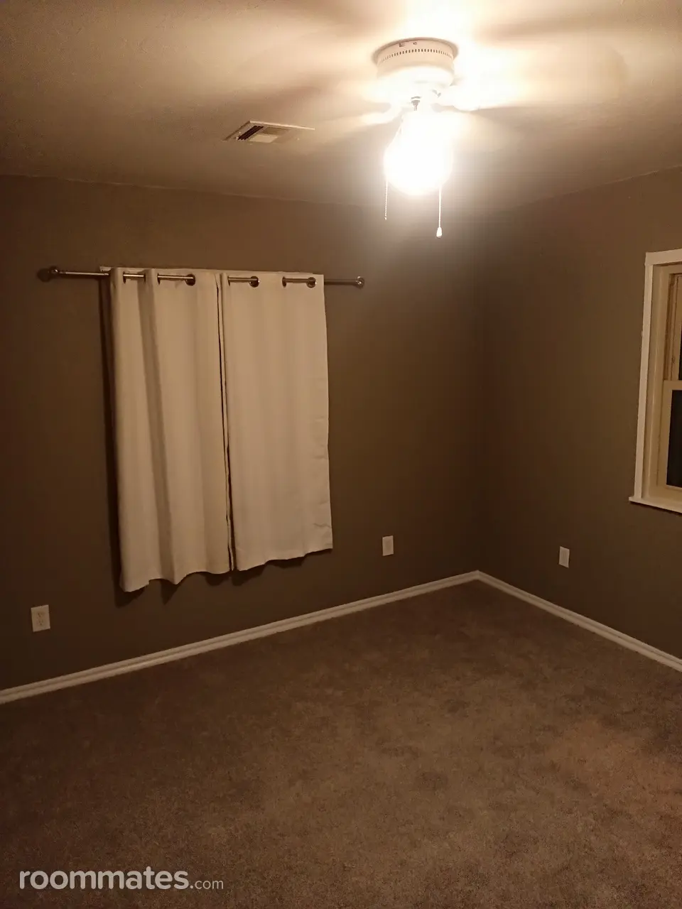 Profile photo 1 of 7