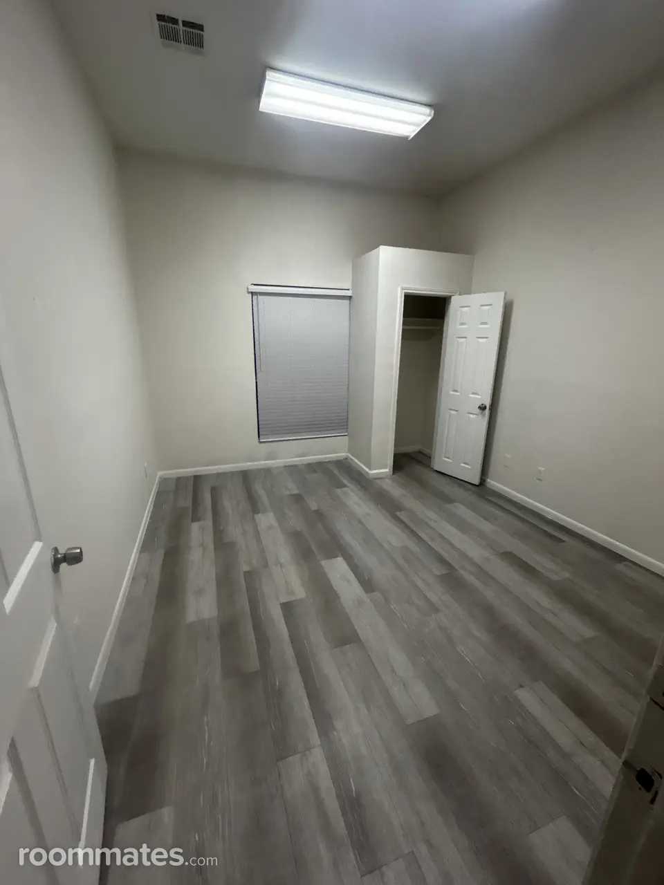 Profile photo 1 of 8