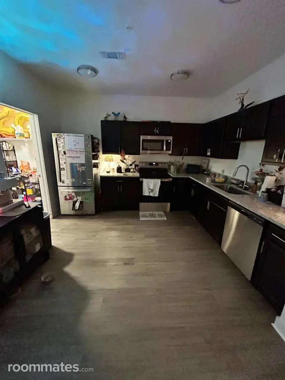 Profile photo 6 of 19