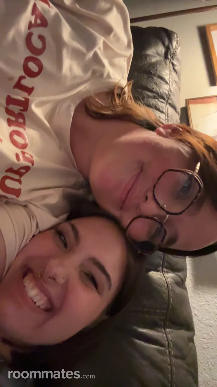 Profile photo 9 of 19