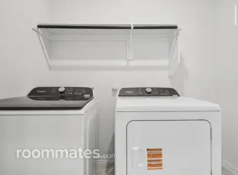 Room for rent in McKinney, TX $1300, house