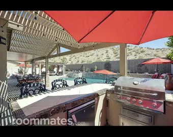 Room for rent in Desert Hot Springs, CA $1400, house