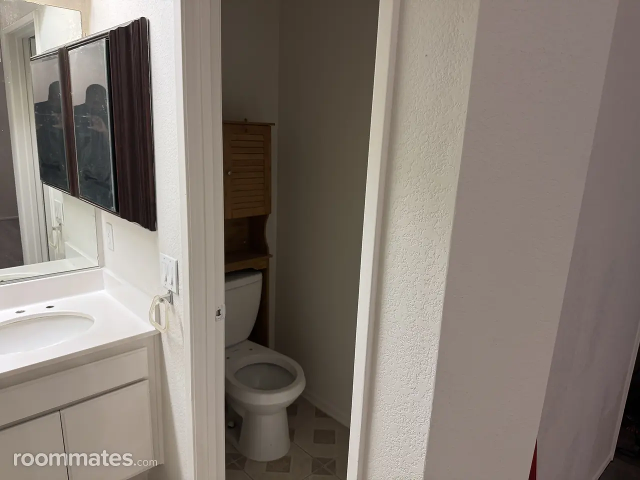 Profile photo 4 of 10