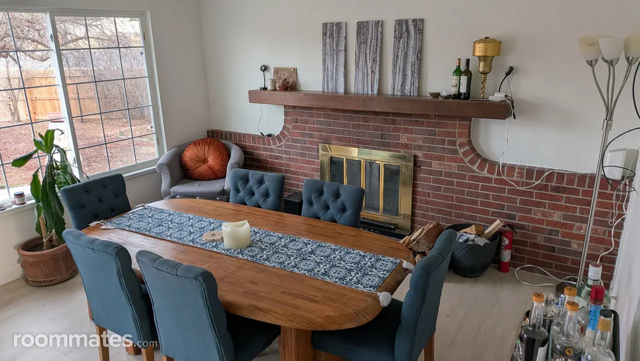 Profile photo 8 of 11